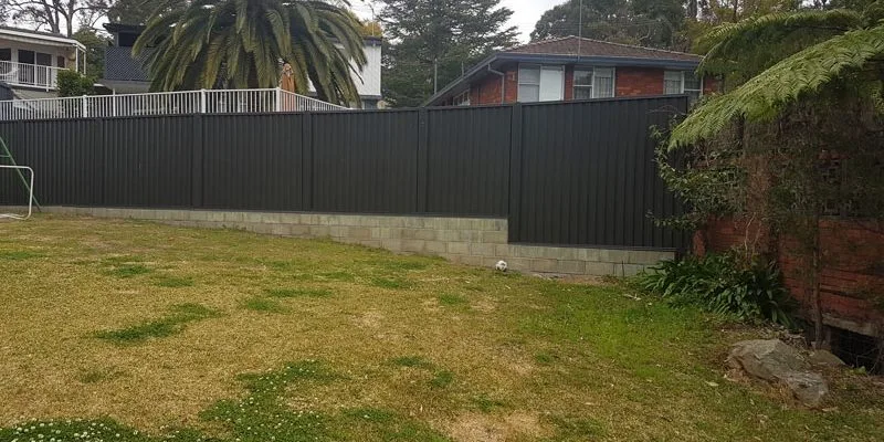 ColorBond-fencing-Homepage-1